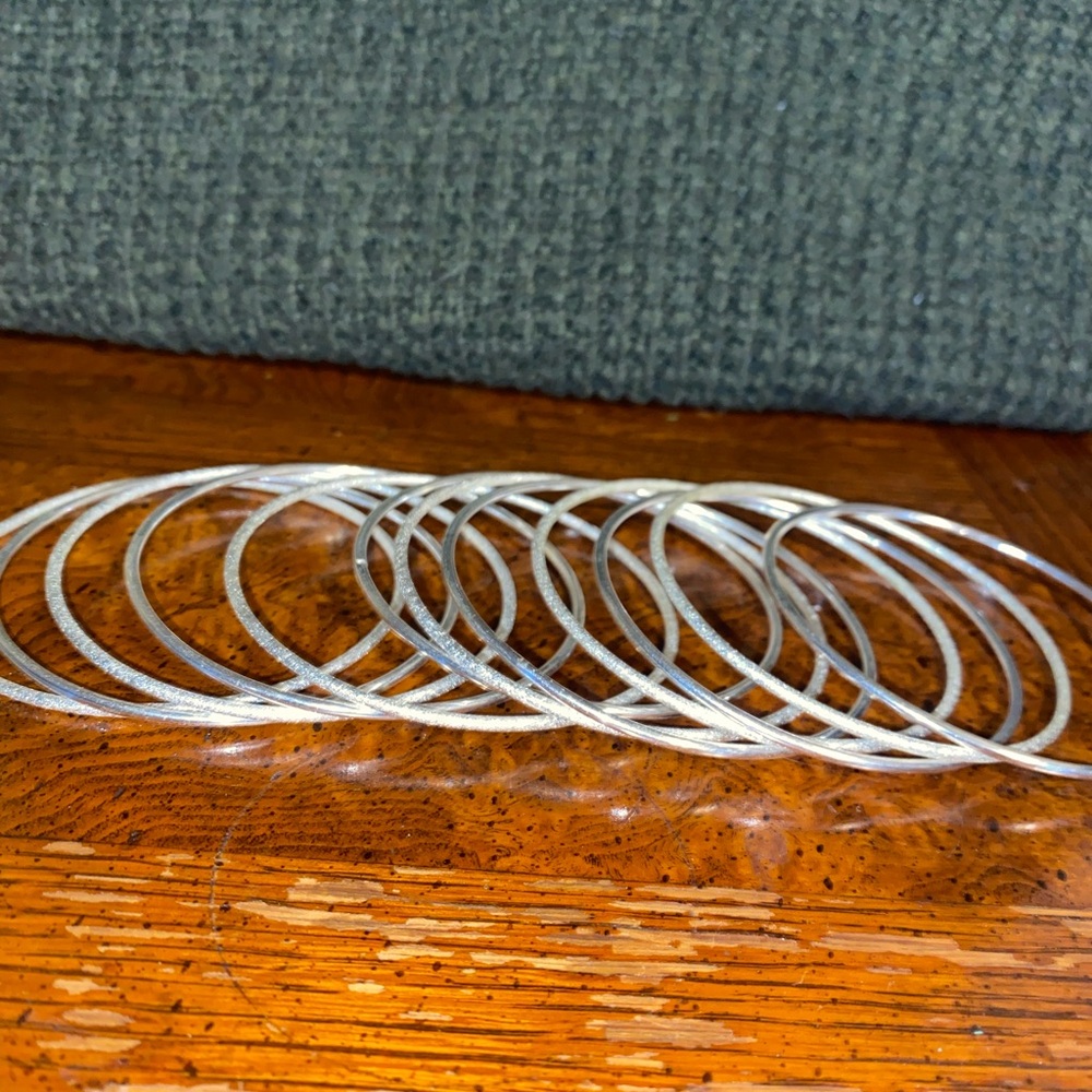 Silver Bangle Bracelet Set - Picture 4 of 5